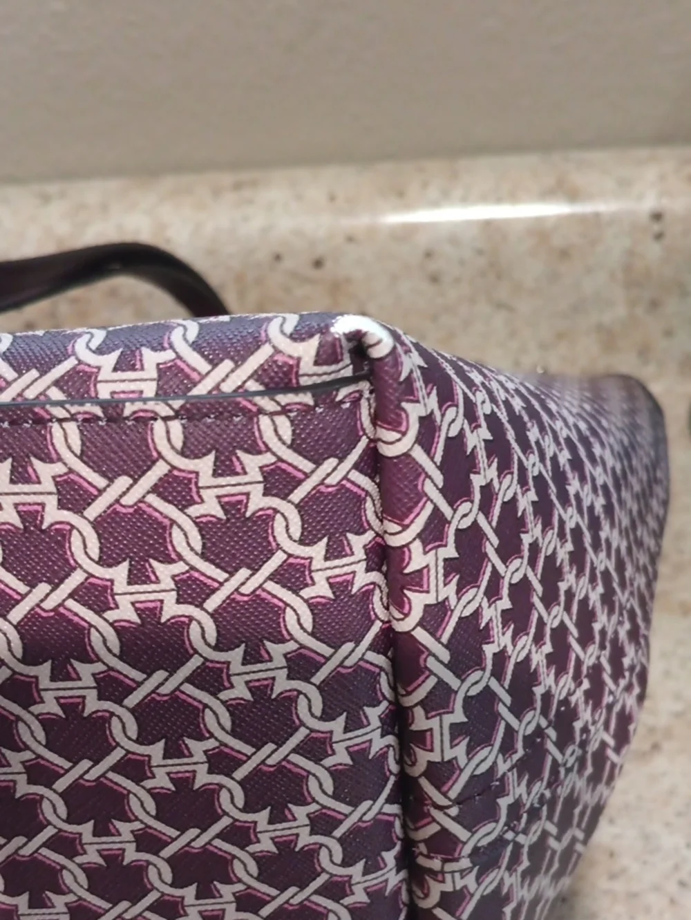 kate spade Link Tote- Stylish Everyday Carry